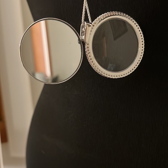 LUX VUE - Picture 4 of 10